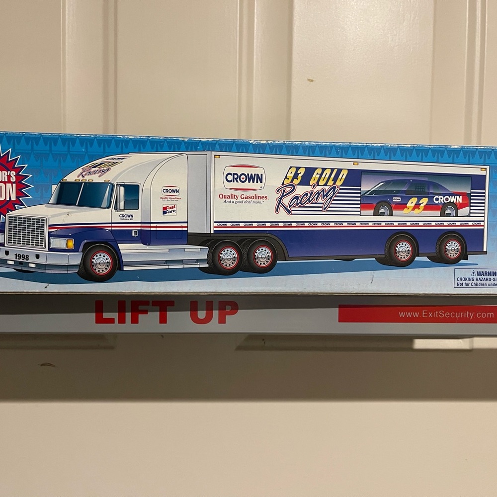 Crown Racing Truck - White and Blue 1998